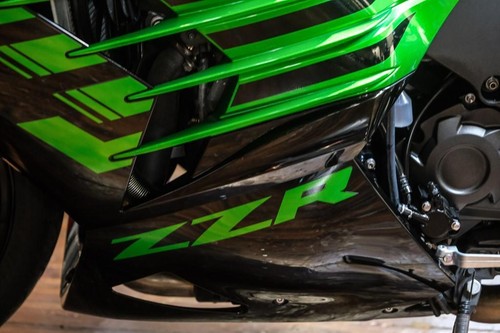 Kawasaki ZZR1400 ZZR 1400 - Picture 19 of 20