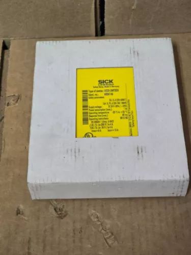 SICK UE23-2MF2D3 SAFETY RELAY, 24-VDC,80MS RESPONSE TIME, NEW! MAKE OFFER!