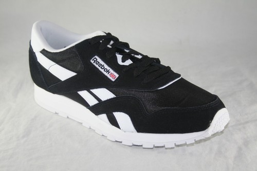 black reebok classics junior