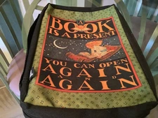 Mary Engelbreit canvas zippered Book holder/ tote Approx. 8"x11"