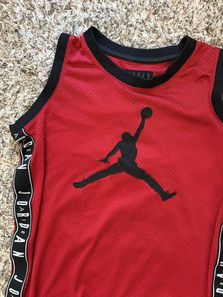 Nike Air Jordan #23 Youth Basketball Jersey Size XL 13-15 Years Old Red Black - Image 4 of 4