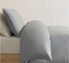 West Elm European Flax Linen Duvet Cover. Cal King. 2 Kg Shams. Chambray. NWT
