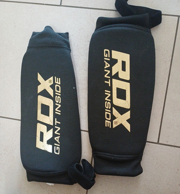 Schienbeinschoner Rox Giant Inside, für Kampfsport, 3x Getragen
