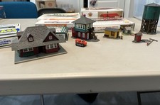 Bachmann Heljan HO Scale School House, Freight Station, Bridge, Water Tower Lot