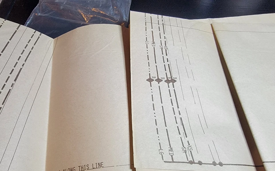 Vintage Pauloa Patterns 4001 Halter-style Sarong/Cover-up Sz XS/S/M/L UNCUT - Image 3 of 3