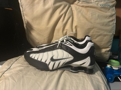 nike nz shox black and white size 13
