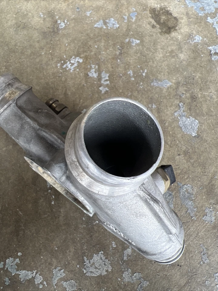 CARCASA TERMOSTATO BMW M3 E92 OEM 1153 783848201 Foto 4 de 4