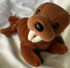 1997 Coca-Cola Walrus with Bottle Collectible Mini Bean Bag-Beanie