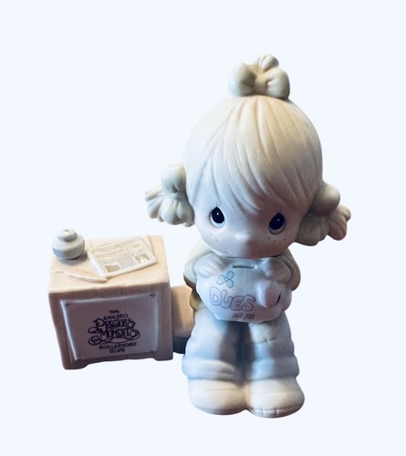 Vtg. Precious Moments Figurine-Join in on the Blessings-Coll. Club 1983-E0404