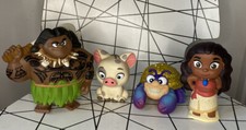 Disney store Moana Bath Toy Set Playset Moana, Maui, Pua Figures