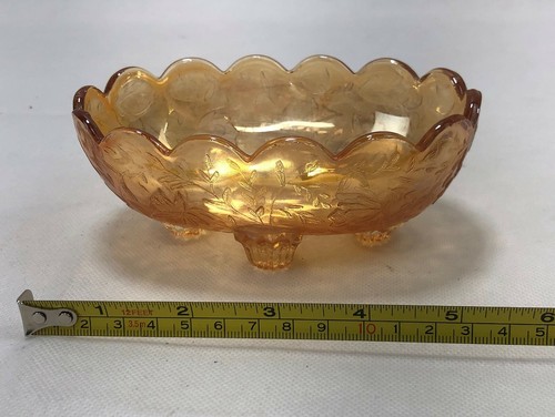 Translucent Gold Glass Smoking Ashtray Leaf Star Bottom - Picture 3 of 11