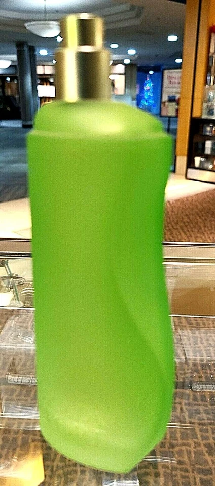 Escada Sport Country Weekend 3,4 OZ eau de toilette spray sin caja Foto 2 de 4