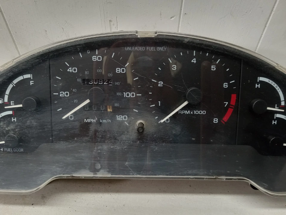 Cuadro velocímetro instrumento Ford Probe 1993-1997 OEM, 257-01670 Foto 3 de 4