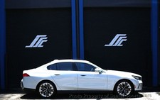 2025 BMW 5 Series 530i