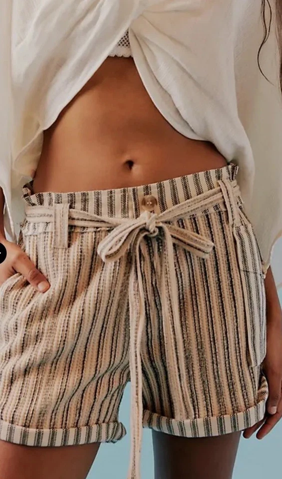 Free People One Harriet Pantalones Cortos a Rayas Corbata Bolsa de Papel Puños Negro Combo M NUEVO Foto 2 de 4