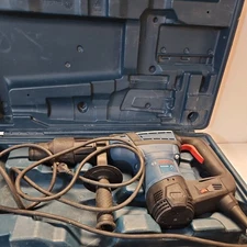 Bosch RH540M SDS-max 1-9/16 in Combination Rotary Hammer
