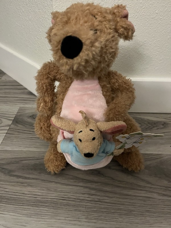Disney Kanga &Roo Plush Winnie The Pooh Honey Tree Anniversaries 14 Inch