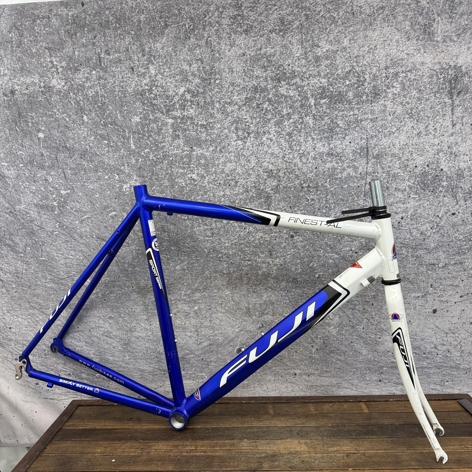 Fuji Finest Road Bike Frame Fork 58cm Blue White AL Altair 2 Aluminum 700c 130mm