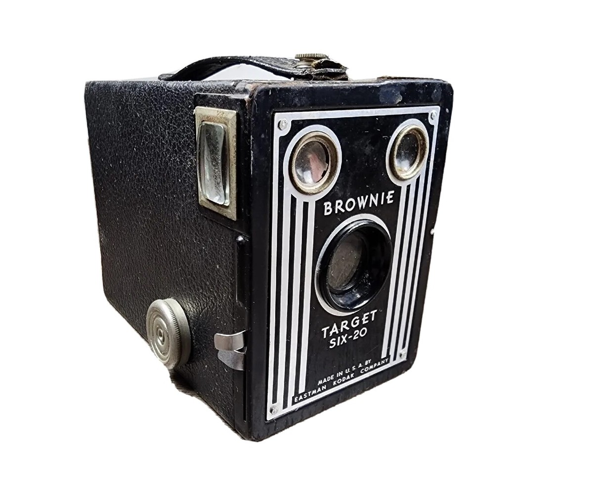 Kodak コダック SIX-20 BROWNIE ボックスカメラ Amazon.com : Vintage Kodak Brownie Target Six-20 Art Deco