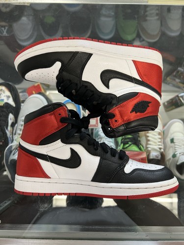 NIKE AIR JORDAN 1 HIGH RETRO OG SATIN BLACK TOE CD0461-016 AUTHENTIC SZ 7W - Picture 4 of 5