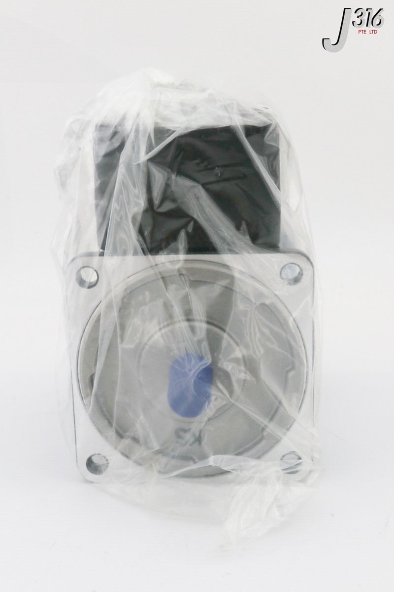 31147 GGM TERMINAL BOX INDUCTION MOTOR W/ GEAR HEAD K9P12.5B 31147 GGM TERMINAL BOX INDUCTION MOTOR W/ GEAR HEAD K9P12.5B