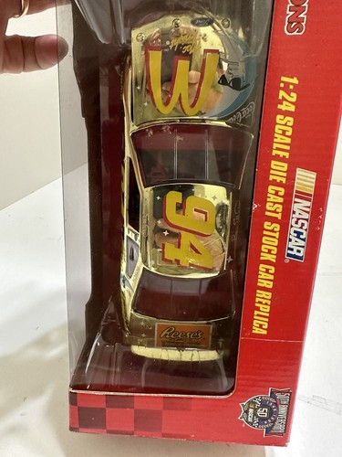 Nascar McDonalds 1:24 scale 1998 #94 Mac Tonight Bill Elliott NIB* With Moon - Picture 10 of 16