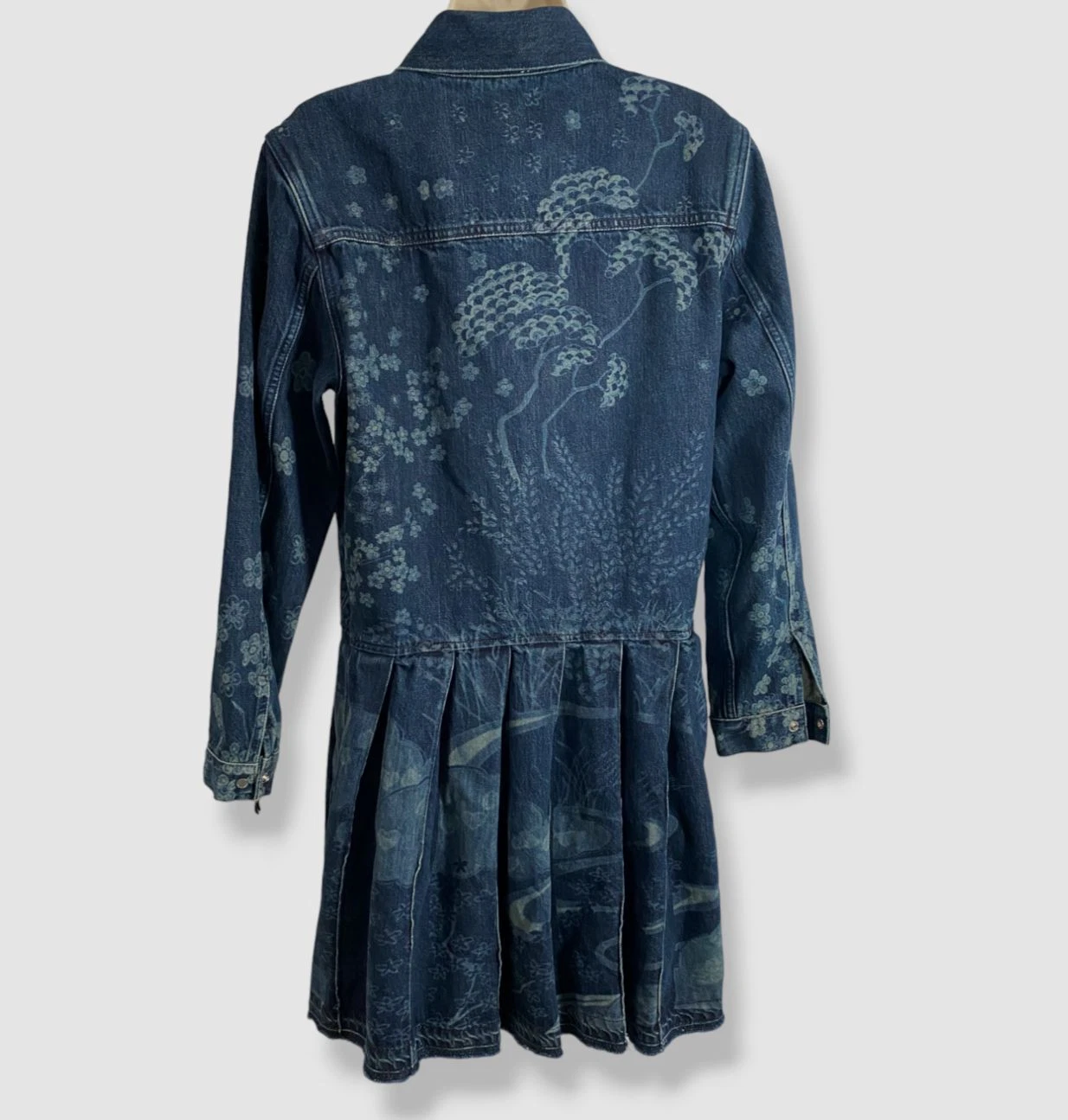 Abito in denim da donna rosso Valentino $995 stampato blu con gonna a pieghe taglia 48