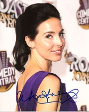 WHITNEY CUMMINGS SIGNED 8X10 PHOTO COA COMEDIAN SEXY