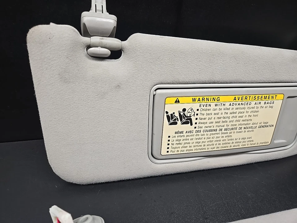 Par de parasoles convertibles para conductor y pasajero Lexus IS250C IS350C 2010-2015 Foto 4 de 4