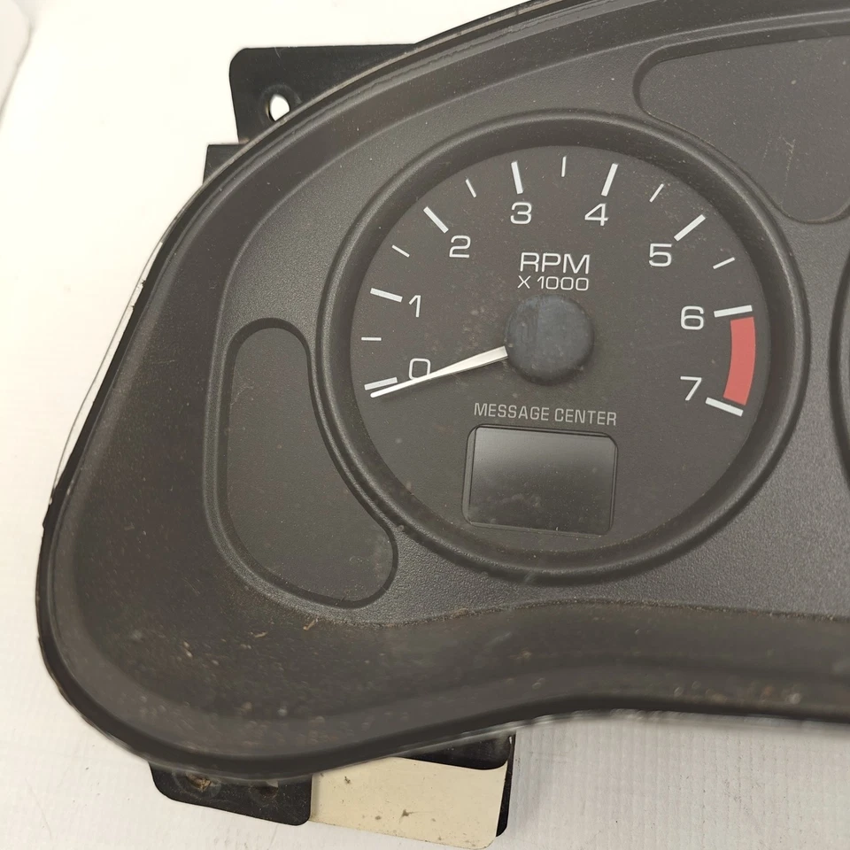 Oldsmobile Silhouette 2000 A/T racimo velocímetro tacómetro medidores panel de instrumentos Foto 2 de 4