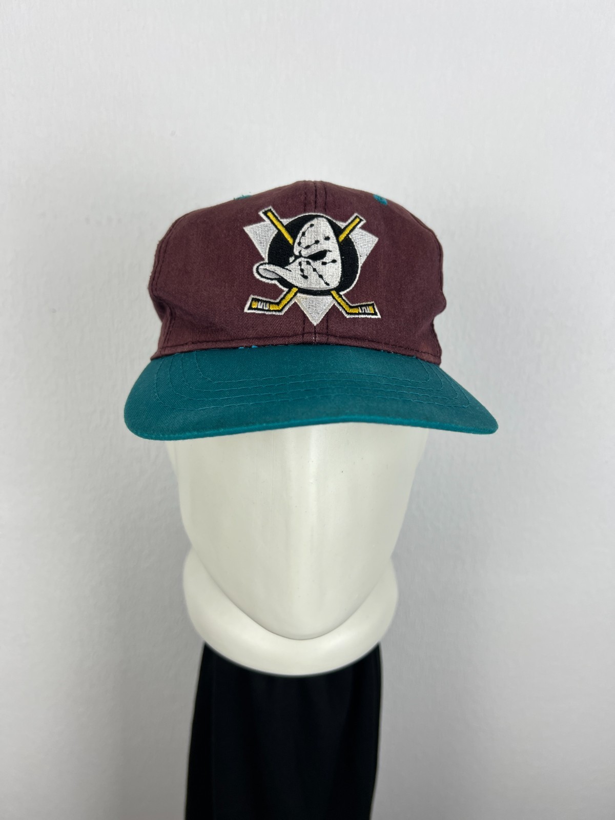 Vintage 90's Starter Anaheim Mighty Ducks NHL Snapback Hat Cap Size Small