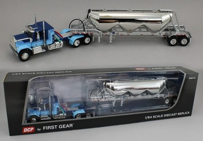 2025 DCP 1:64 *BLUE* GMC General 34