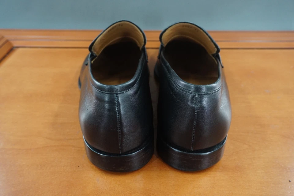 Barneys New York Mens Sz 12 Dress Shoes Black Leather Slip On Apron Toe Loafers - Image 4 of 4