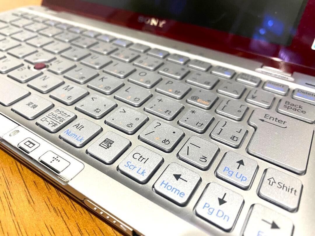 SONY VAIO Type P VGN-P70H/R Garnet Red Home Basic Japan SONY VAIO Type P VGN-P70H/R Garnet Red Home Basic Japan