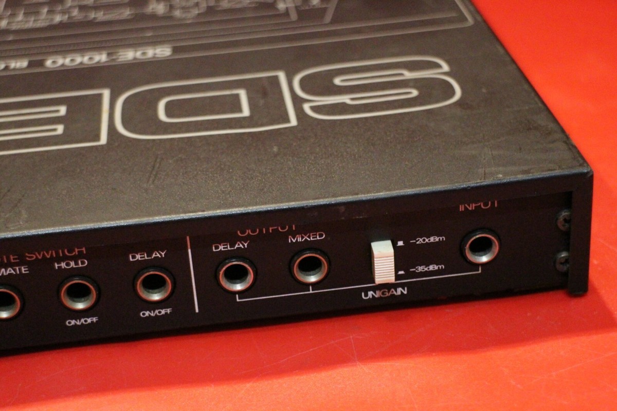 USED Roland SDE-1000 Digital Delay Rack Effect Vintage from Japan