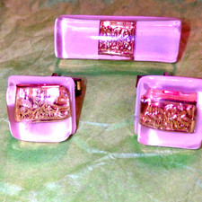 Exquisite mens tie clip and cufflinks gold/white