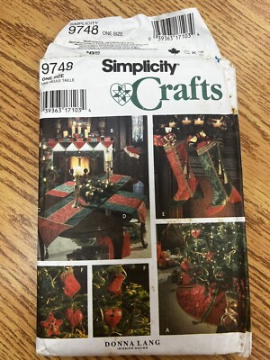 Simplicity Pattern 9748 Christmas Crafts Uncut