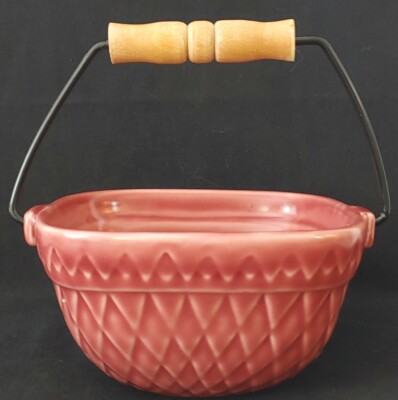 VIGOR Ceramic Mauve Pink Weaved Basket With Handle - Decorative  Dish w/Handle 