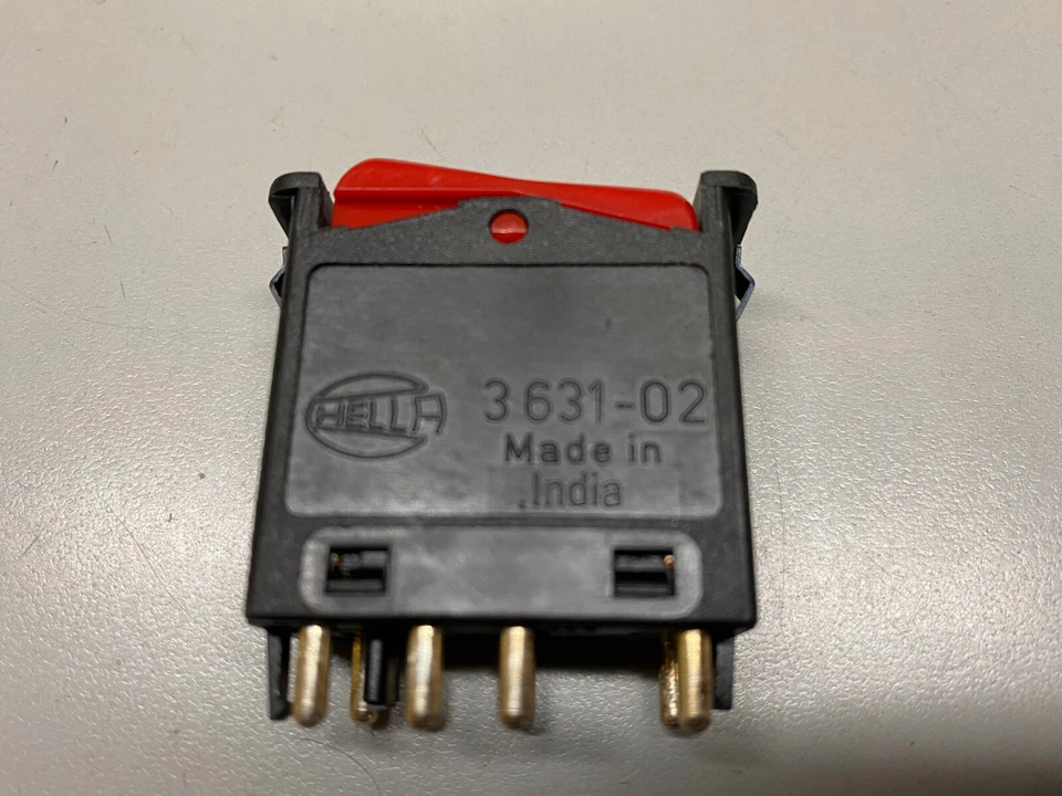 Interruptor de advertencia de peligro Hella - 6HH 003.631-021 - para Mercedes-Benz 190D y más Foto 2 de 4