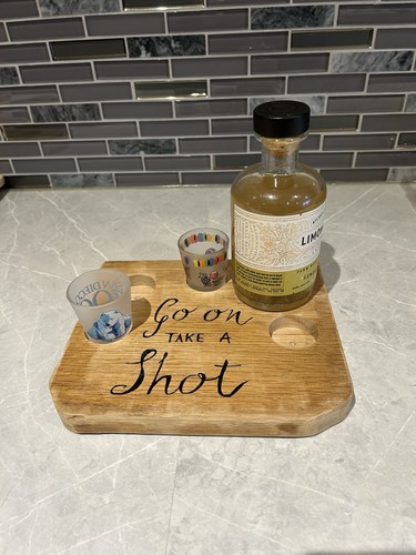 Handgefertigter Schnapsglashalter Eiche. Schnapsglas Tablett aus Holz. Geburtstag/ Bräutigam Geschenk - Bild 2 von 5