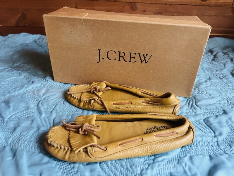 NEW J Crew / Minnetonka - Lombardy Soft Leather Driving moccasins Women 6M