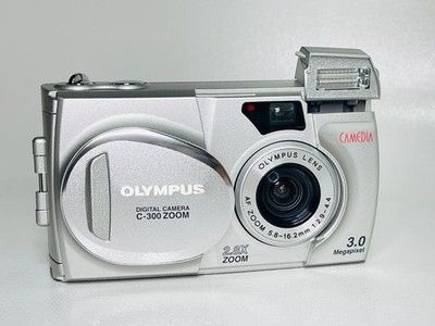 OLYMPUS CAMEDIA C300 ZOOM kompakte Digitalkamera getestet funktioniert Japan