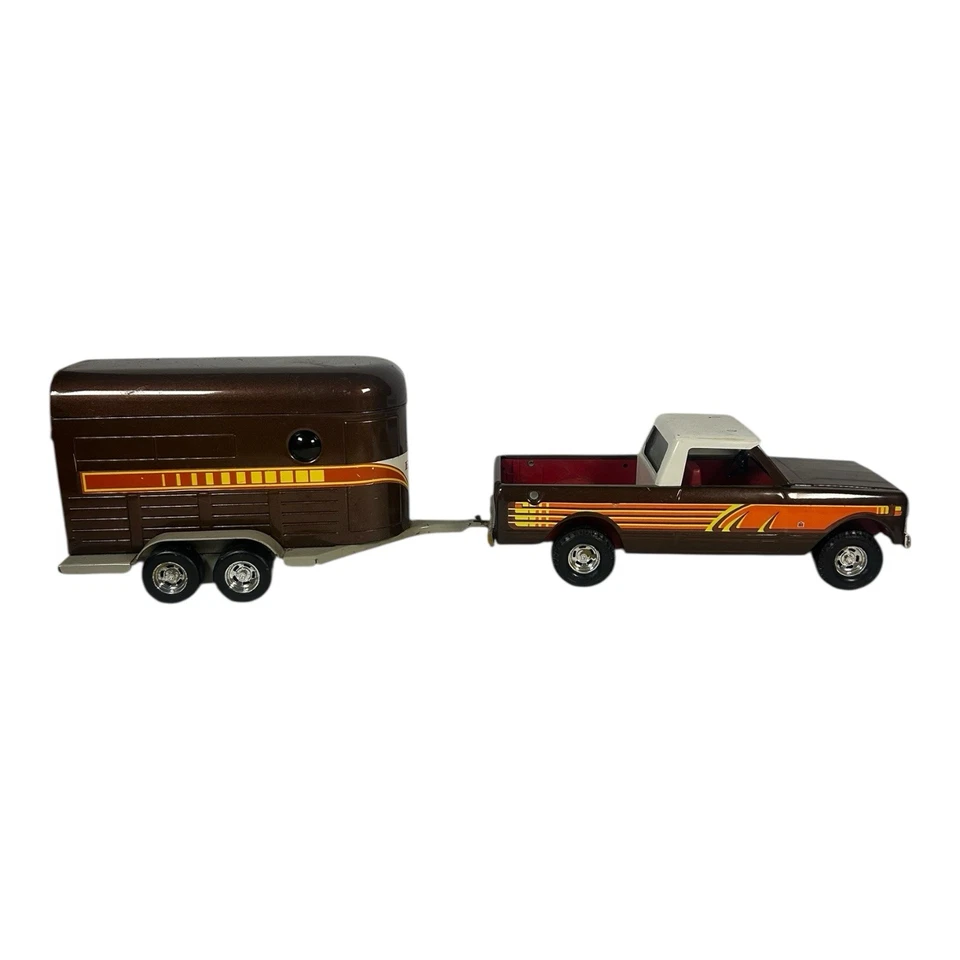 Vintage Ertl Pickup Truck & Horse Trailer Set Brown/Orange 1:16 Diecast Toy  - Image 3 of 4