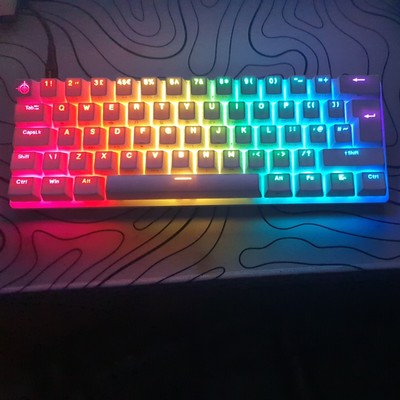 MK22 White Wired Keyboard ( Comes With A Keycap Puller )