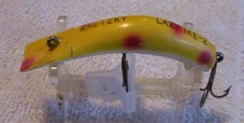 91223 NICE LAZY IKE   LURE 2.5"  YR