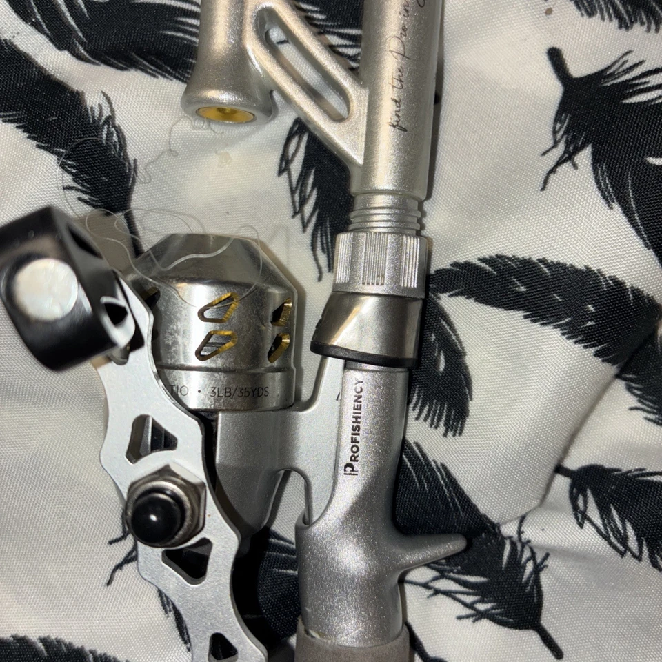 Profishiency TINYPCSG  Tiny but Mighty 20in Silver Fishing Rod/Reel Combo Used - Image 3 of 3