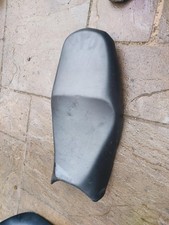 SUZUKI BANDIT 600 1200 00-05 SEAT NO RIPS 