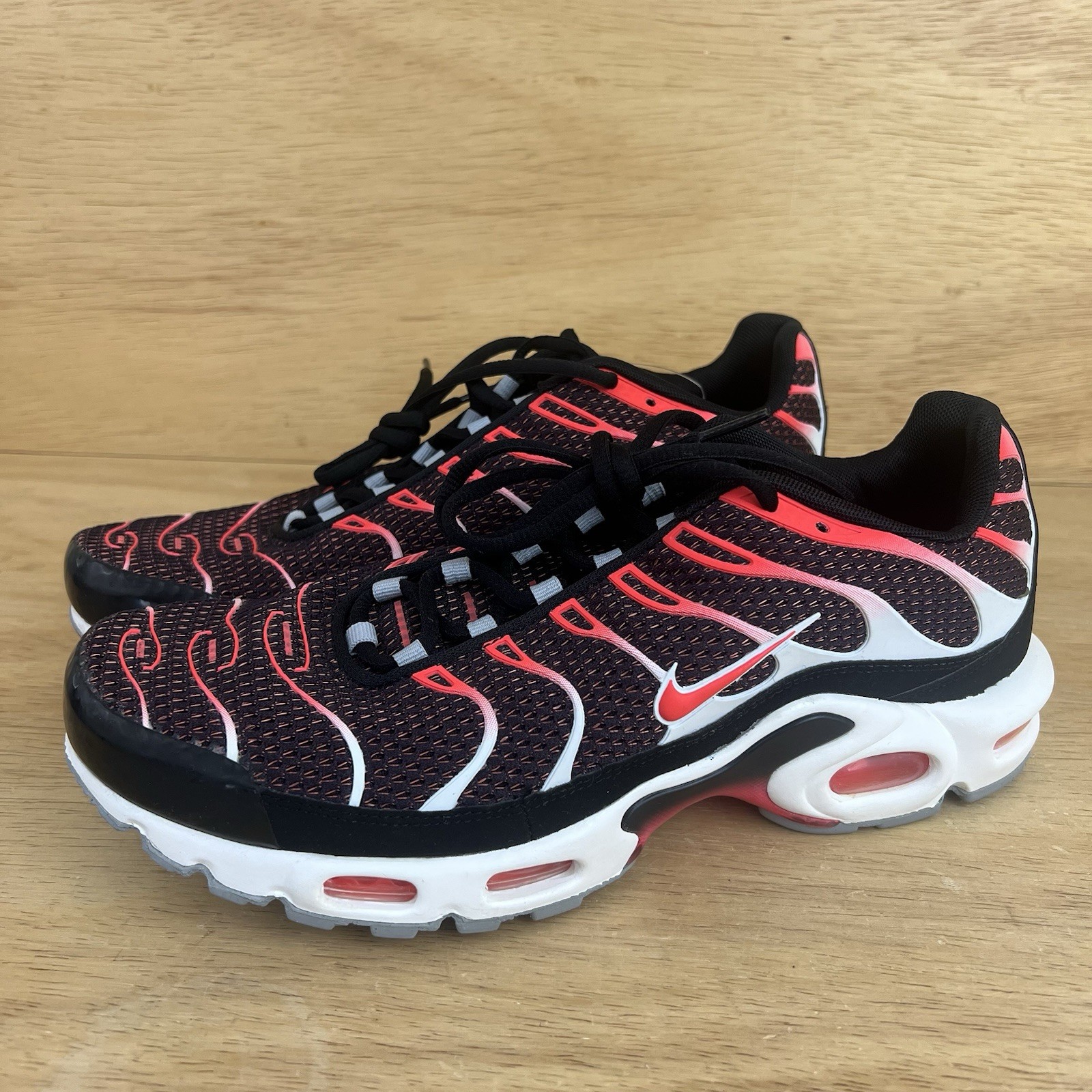 Nike Air Max Plus 'Hot Lava' Men’s Size 11
