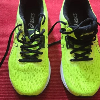ASICS GT- 800  - Bild 1 von 3