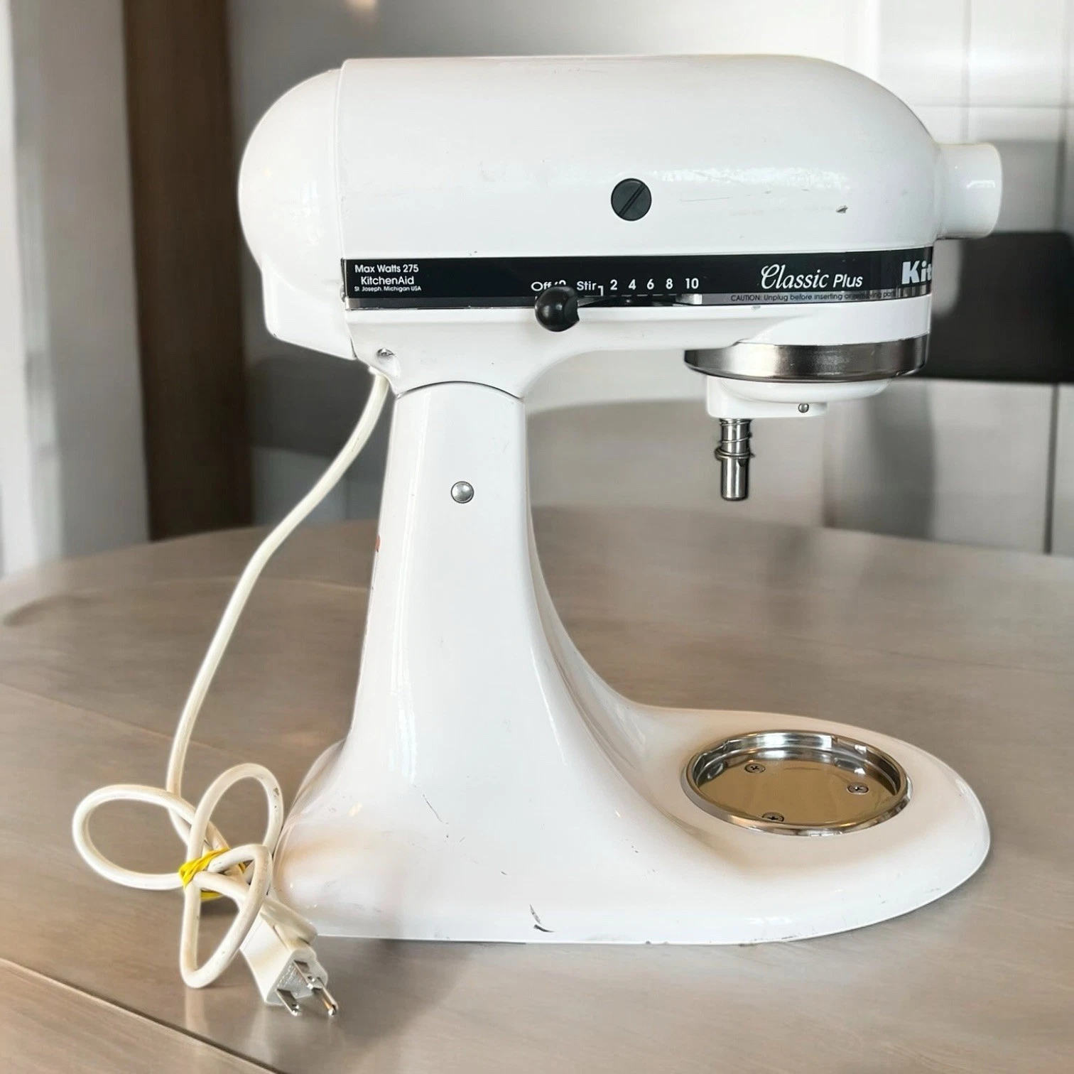 Kitchen Aid Model No KSM75WH Classis Plus Table Top Mixer
Opens in a new window or tab